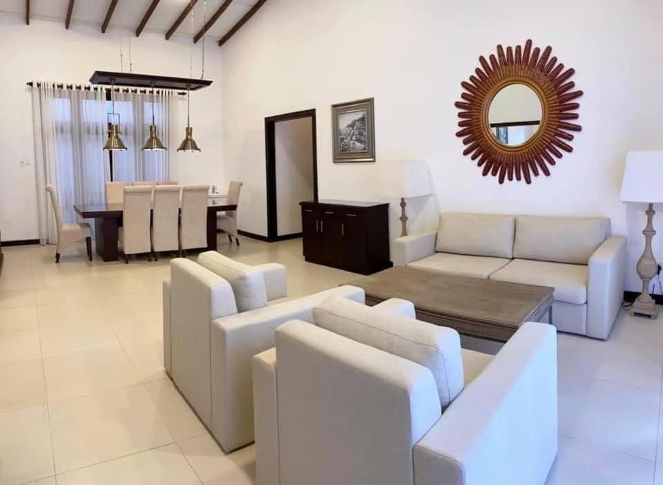 Serenity Villa Dambulla シギリヤ エクステリア 写真